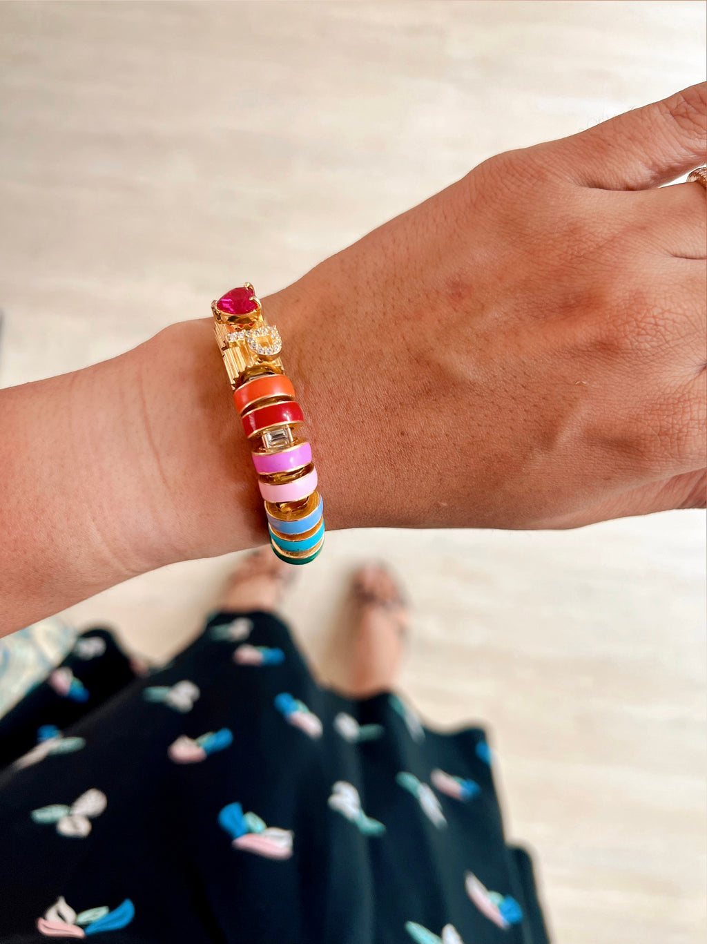 Memories Heart Multicolour Charm Bracelet Eight Charms — worn on wrist — Prerto