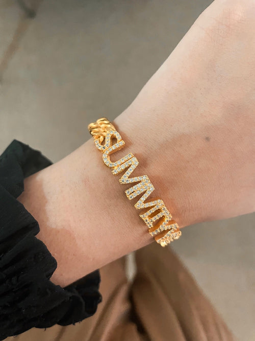 Nome Iniziale Personalised Initial Bracelet Cuff — detail view — Prerto