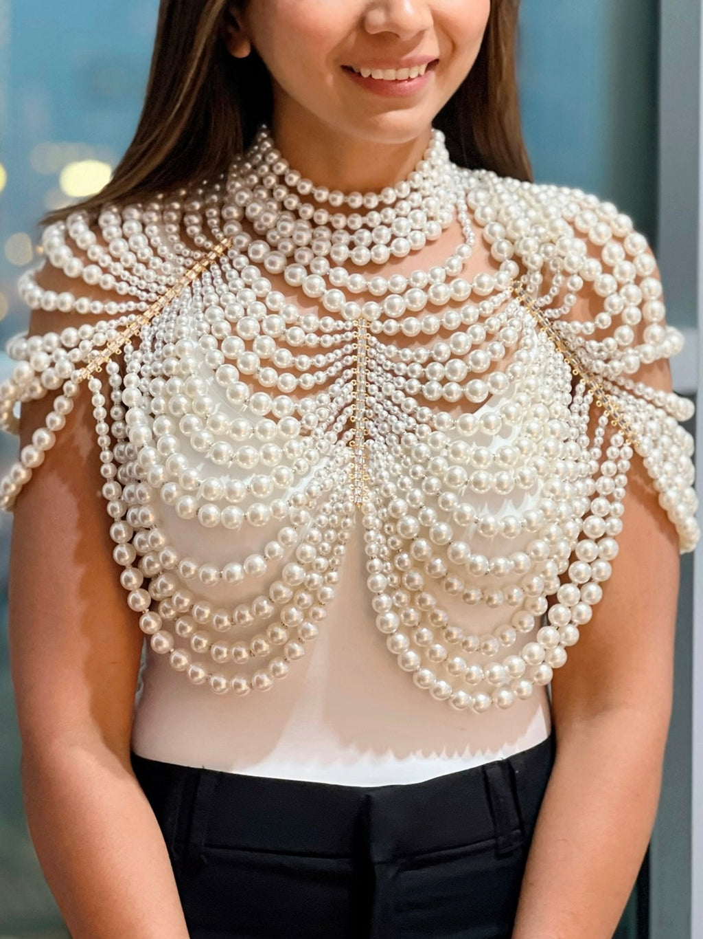 Pearle Grandeur Cape Statement Necklace — side view — Prerto